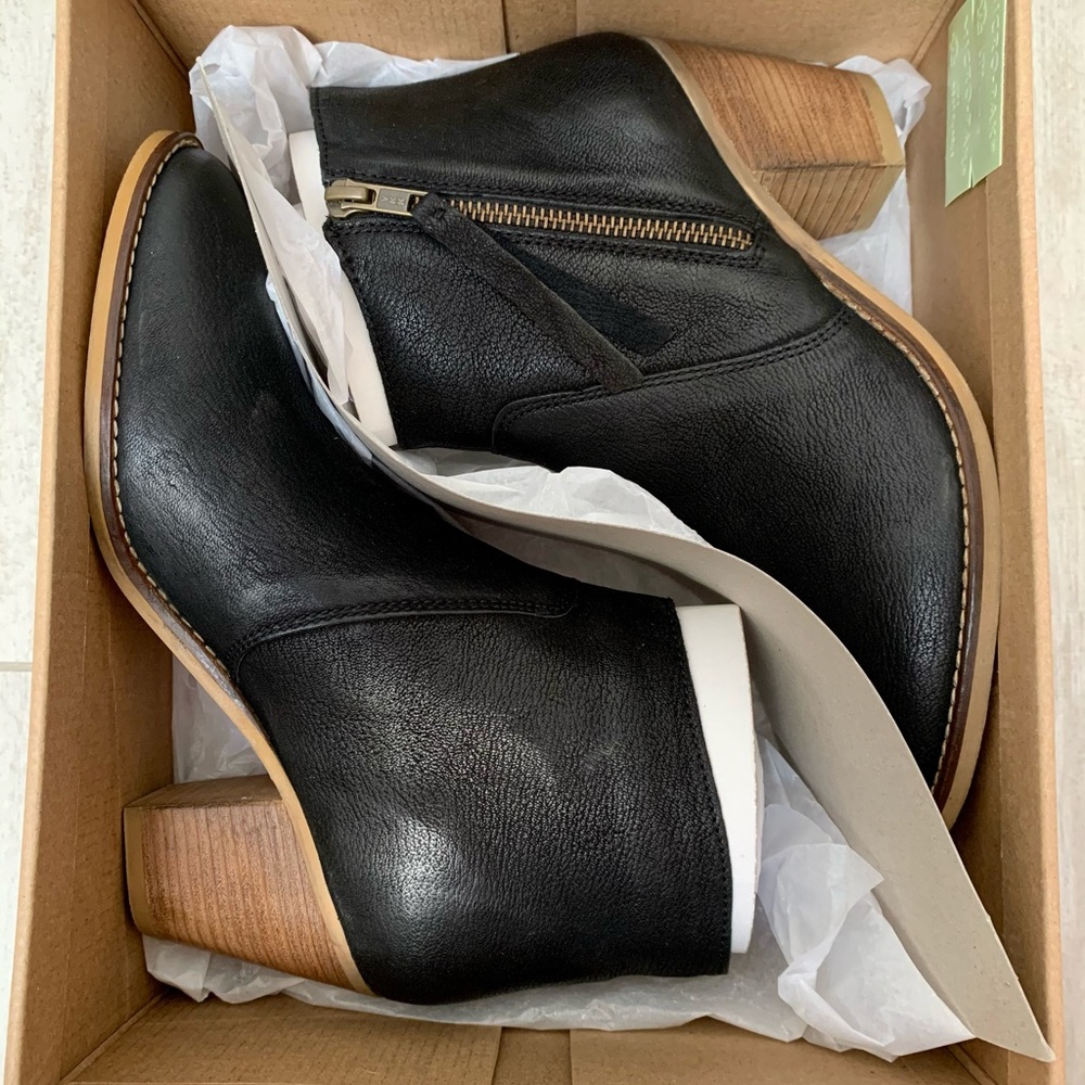 Urban Outfitters Ankle Boots
